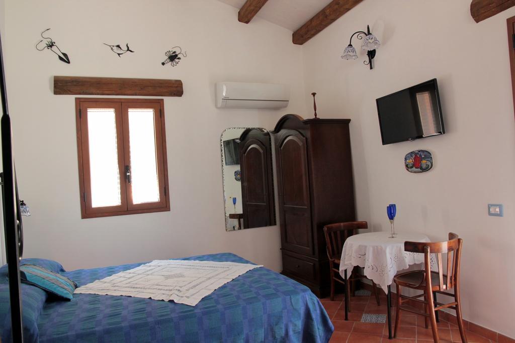 La Casa Del Geko Acomodação com café da manhã Cefalù Quarto foto