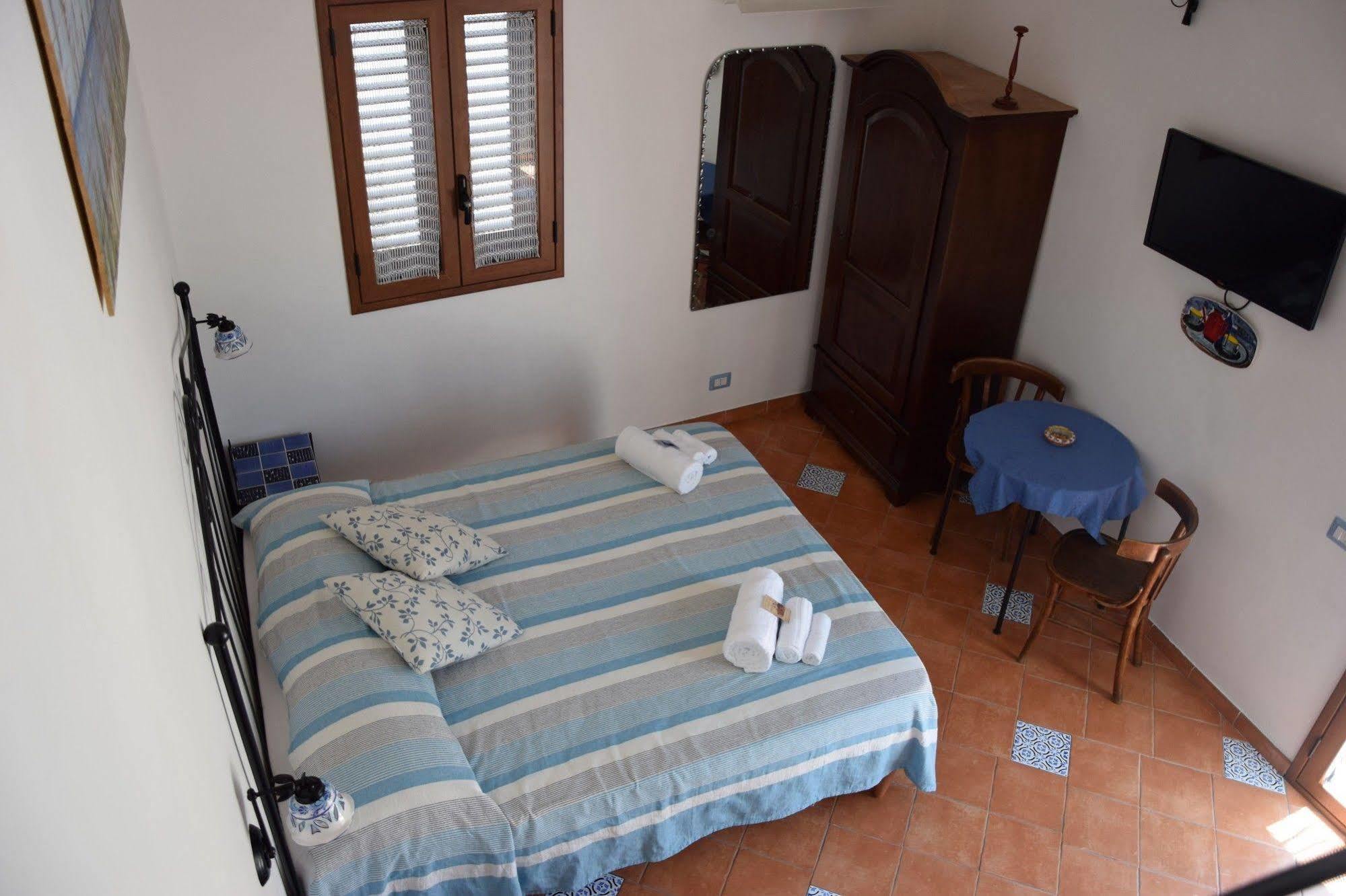 La Casa Del Geko Acomodação com café da manhã Cefalù Exterior foto