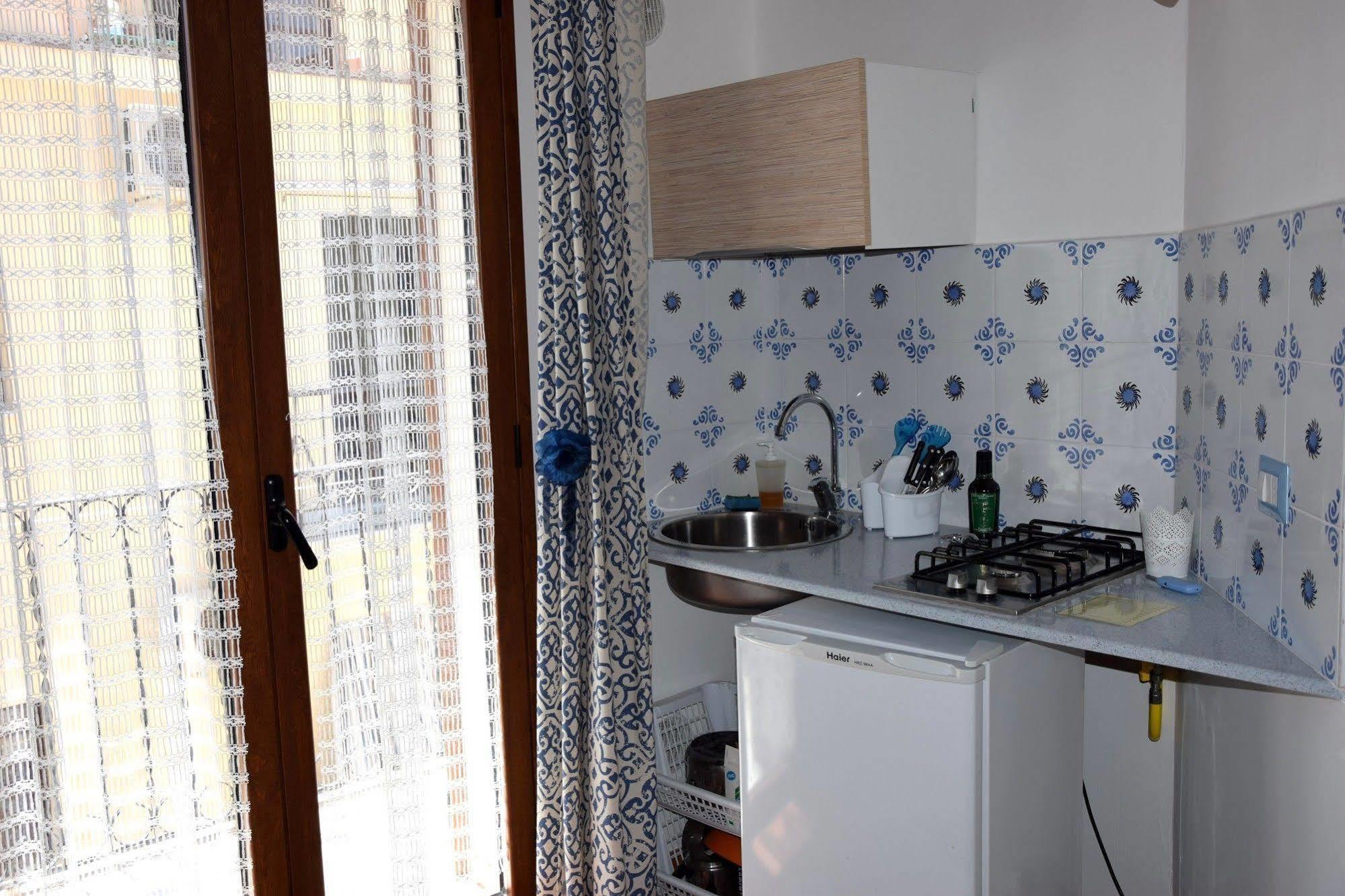 La Casa Del Geko Acomodação com café da manhã Cefalù Exterior foto