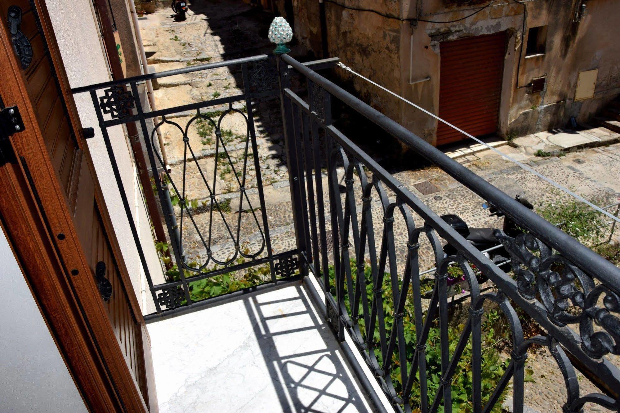La Casa Del Geko Acomodação com café da manhã Cefalù Exterior foto