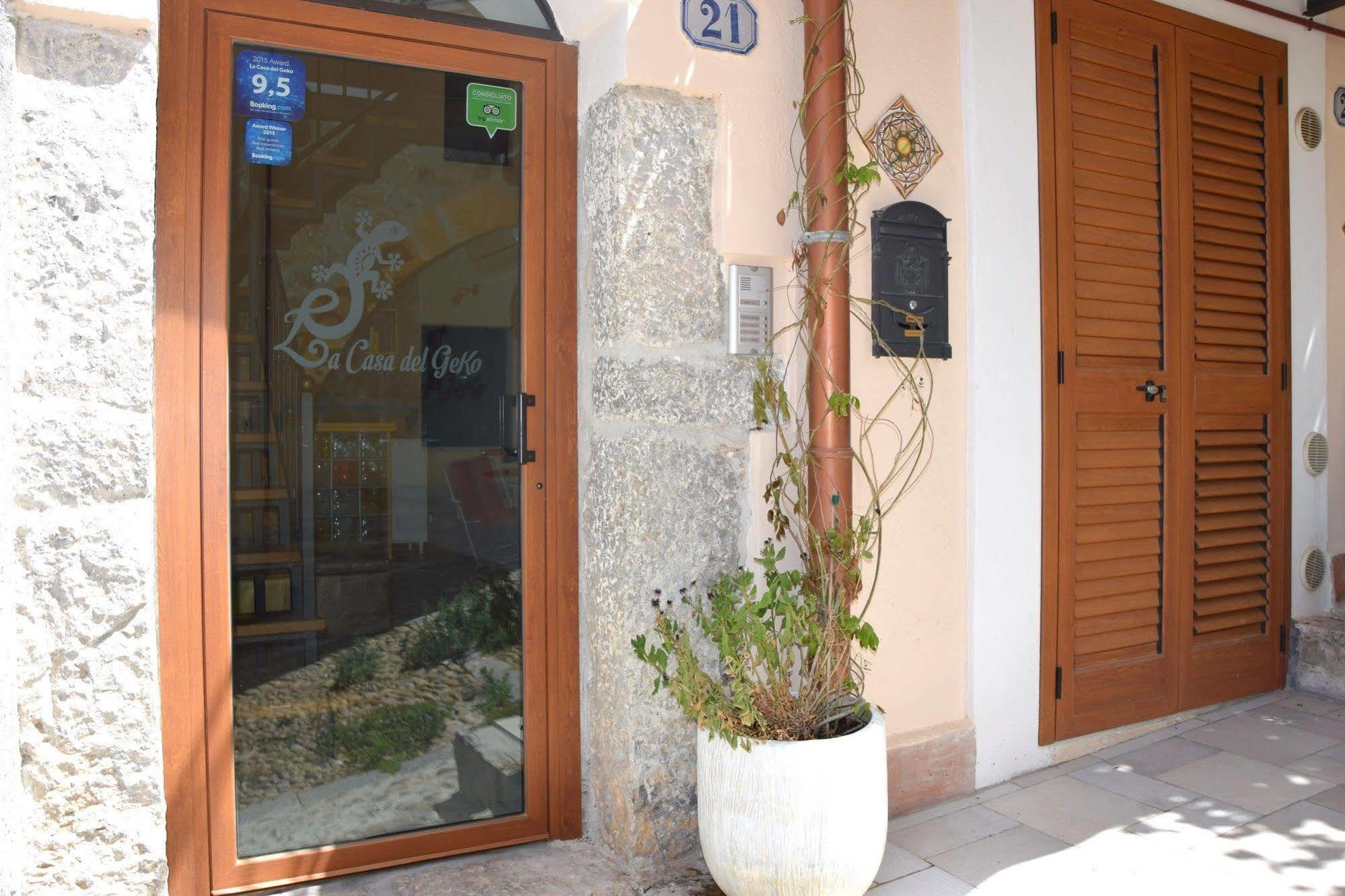 La Casa Del Geko Acomodação com café da manhã Cefalù Exterior foto